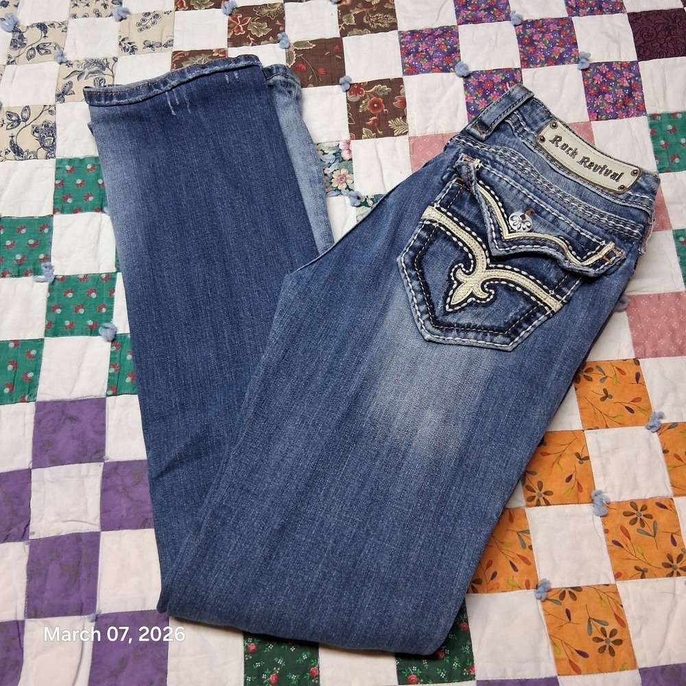 Rock Revial Amber Boot Cut Blue Jeans Size 29 Embroidered Back Flap Low Rise